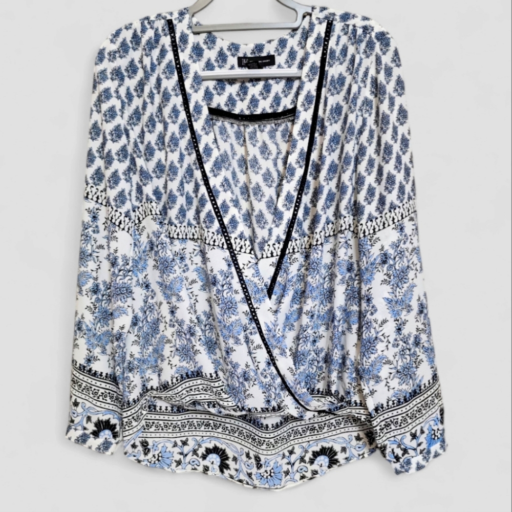 INC International Concepts Blue,White Floral Vneck Boho Blouse